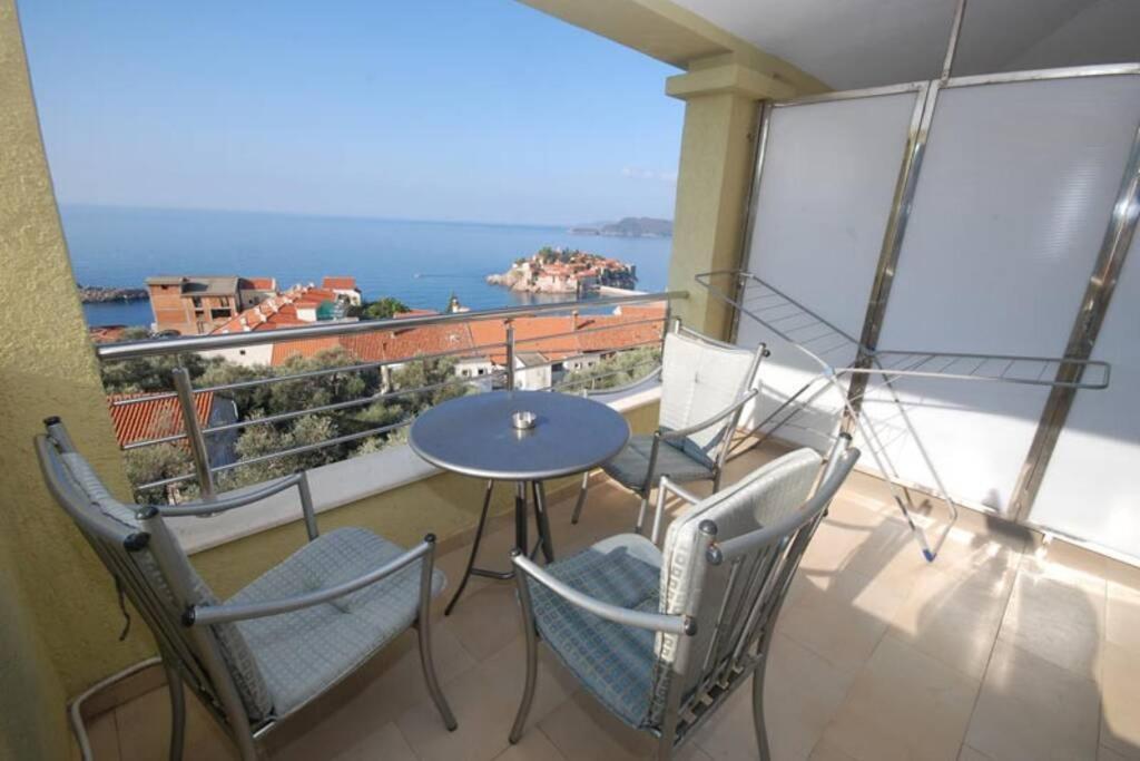 Bmv Room With East Island View Свети-Стефан Экстерьер фото